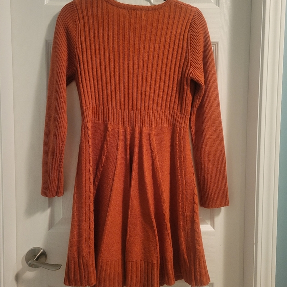 Burnt Orange knitted crewneck dress - Picture 2 of 4